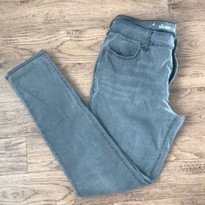 Old Navy Super Skinny Jeans